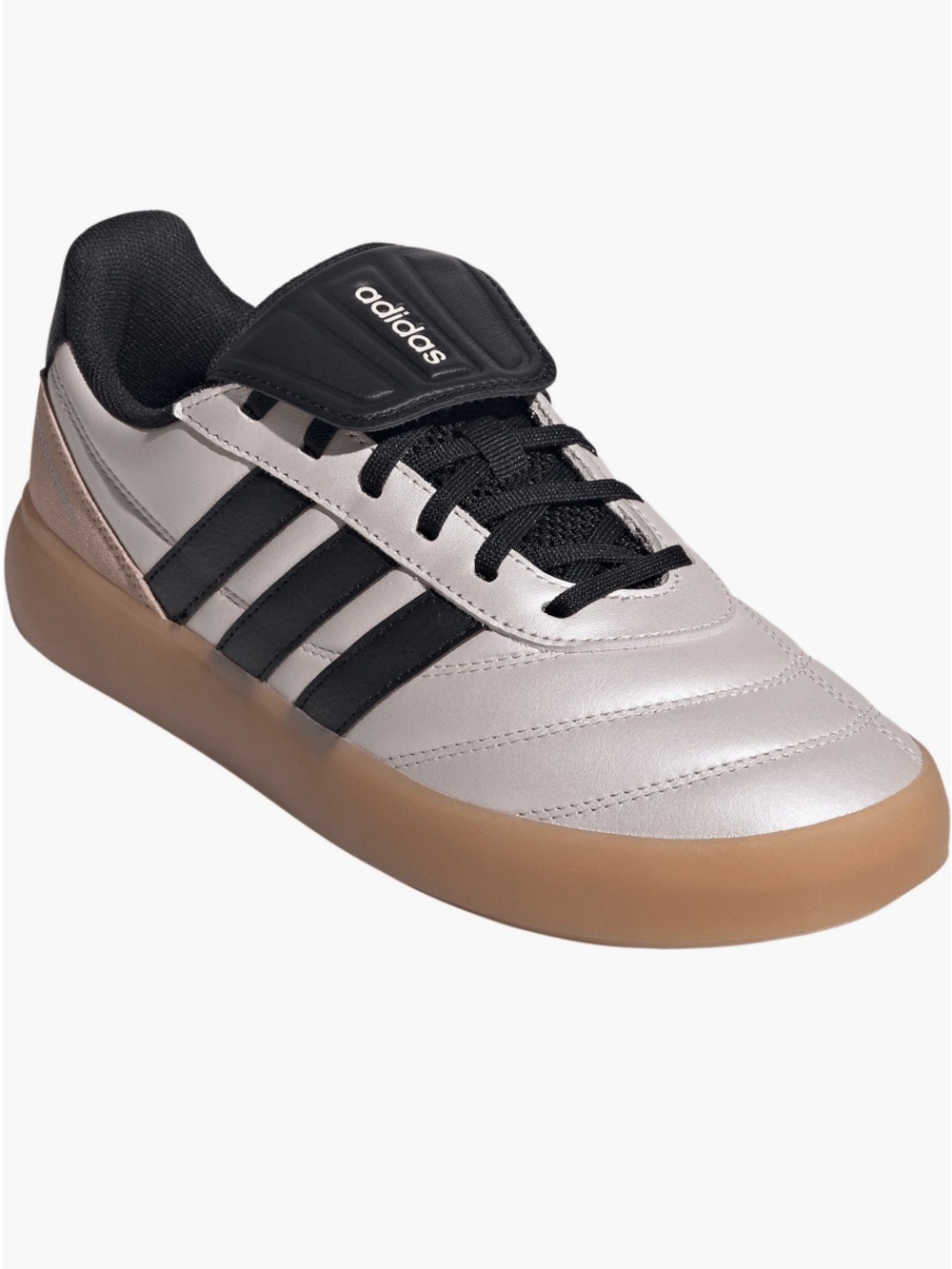 NWOT adidas Barreda Mundial Sneaker- Sandy Pink Met./Black/Blush Pink -W9